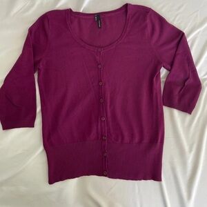 Maurice's Pinkish Purple 3/4 Sleeve Cardigan
Size Medium